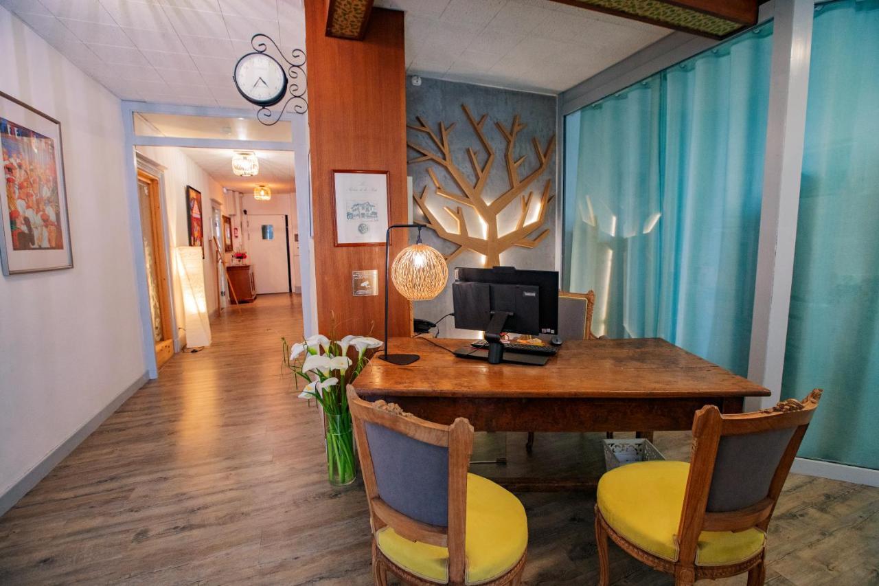 Hostellerie Du Parc カンボ・レ・バン エクステリア 写真