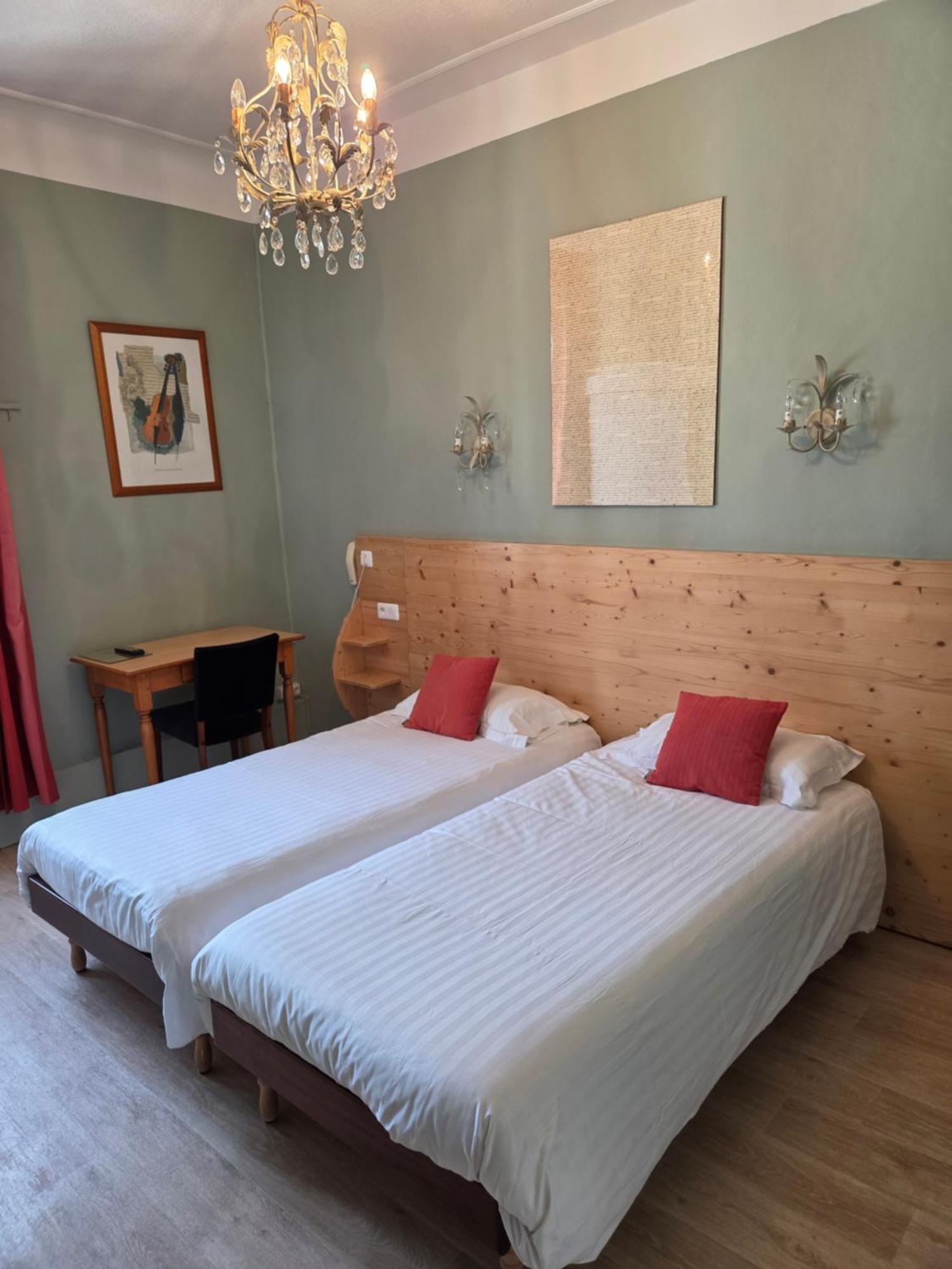 Hostellerie Du Parc カンボ・レ・バン エクステリア 写真